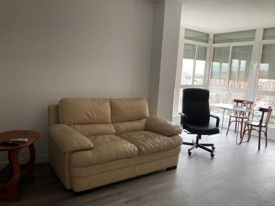 Silencioso, Luminoso Y Familiar Apartamento Madri Exterior foto